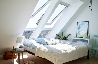 VERRIÈRE D’ANGLE OU VERRIÈRE PLANE ?